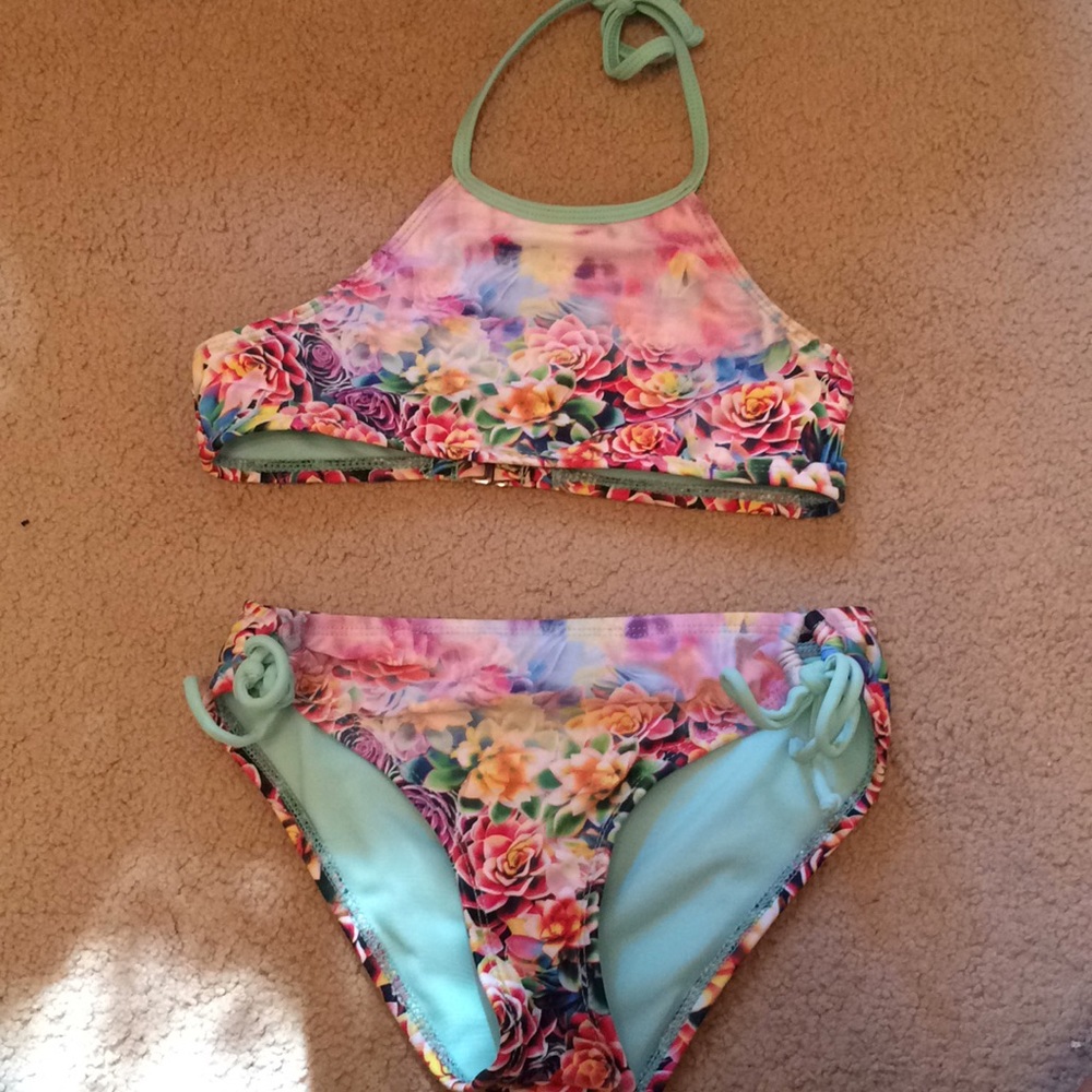 Girls bikini